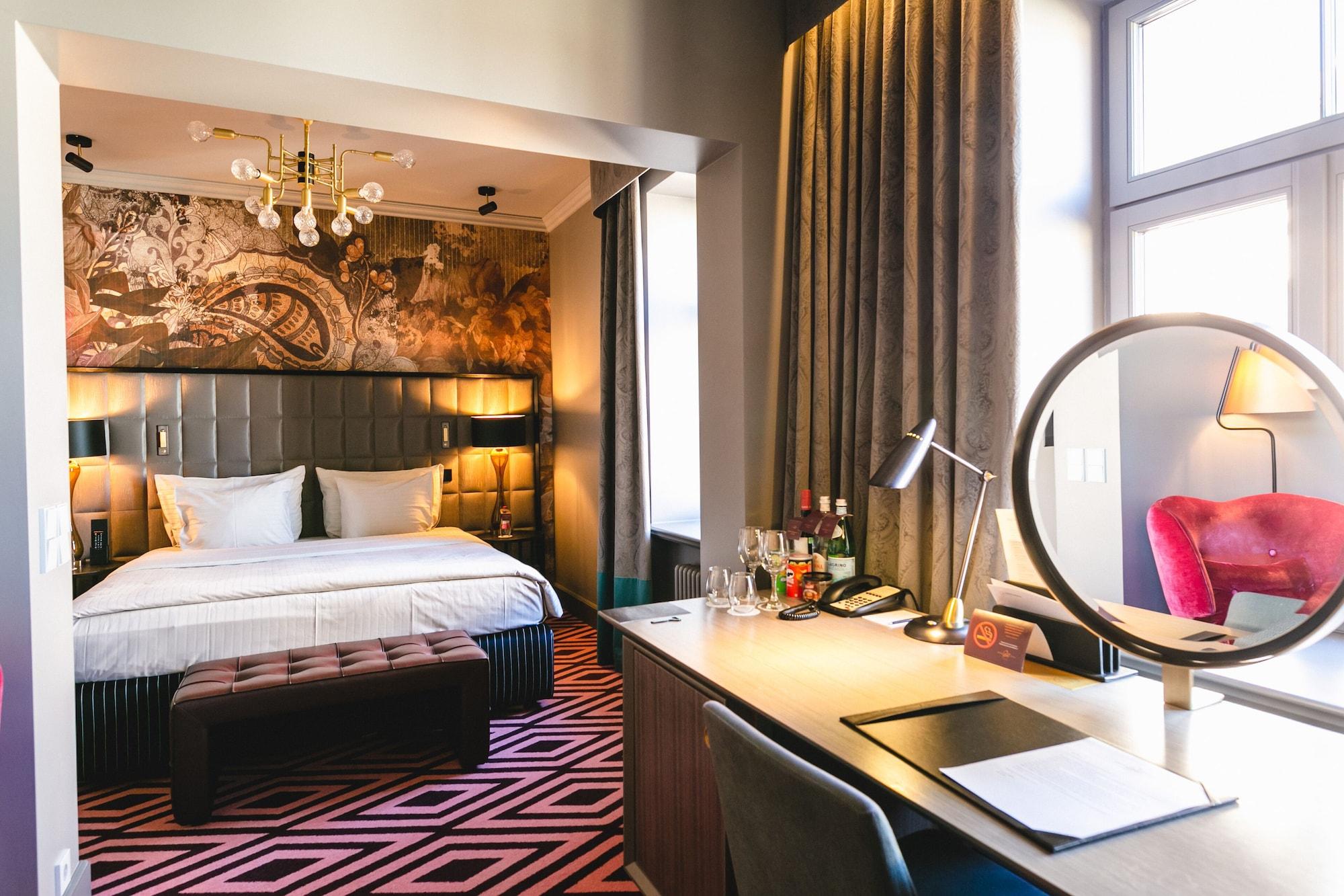 Habitación Grand Poet Hotel by Semarah