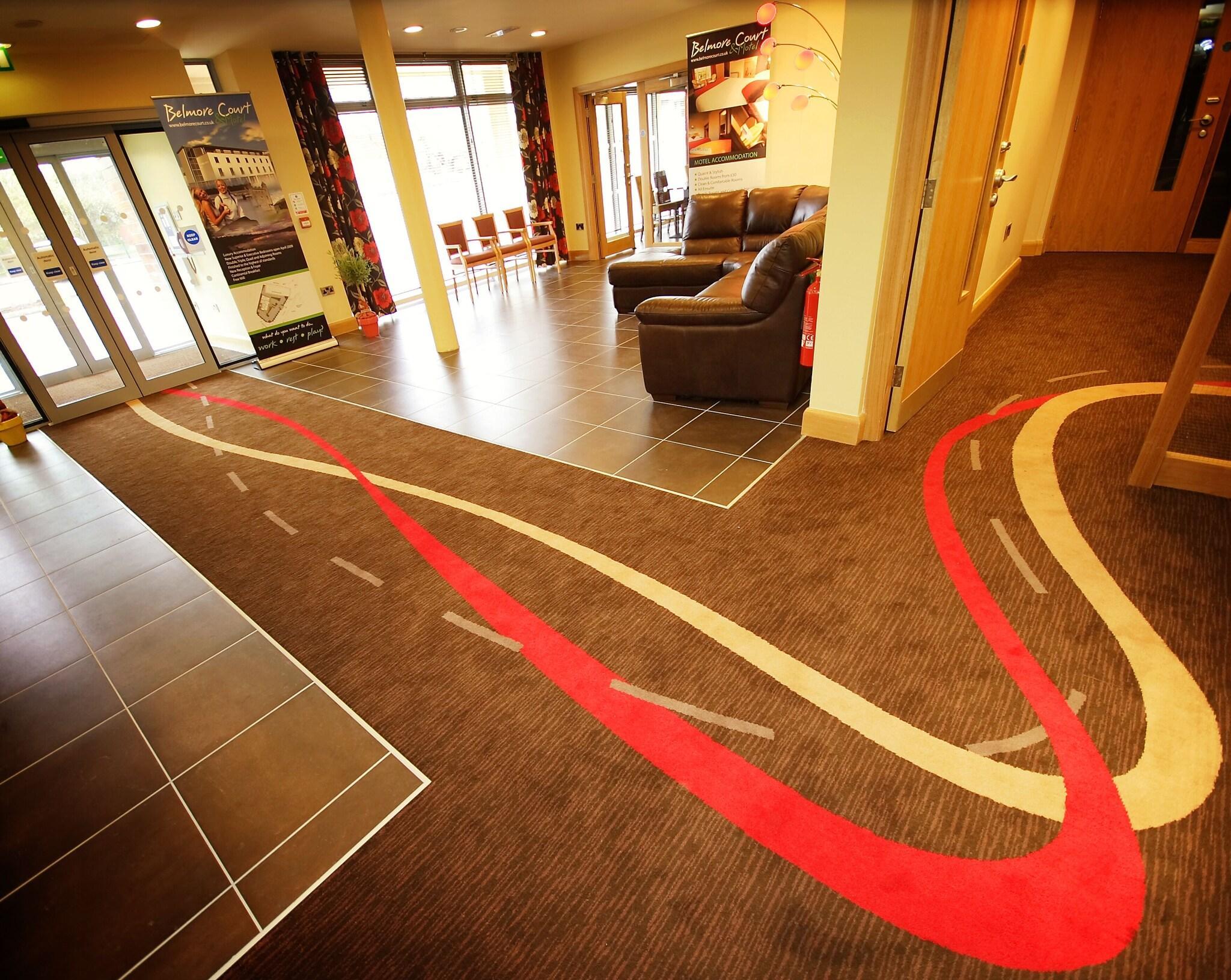 Vista Lobby Belmore Court & Motel