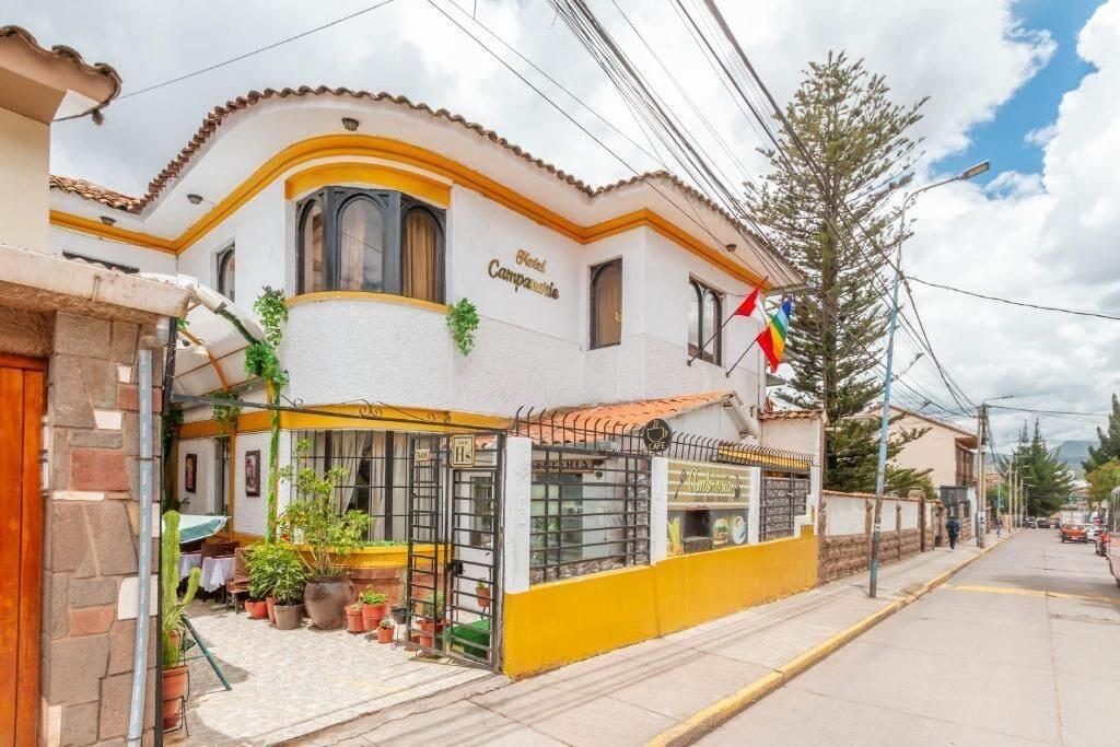Vista Exterior Hotel Campanario Cusco