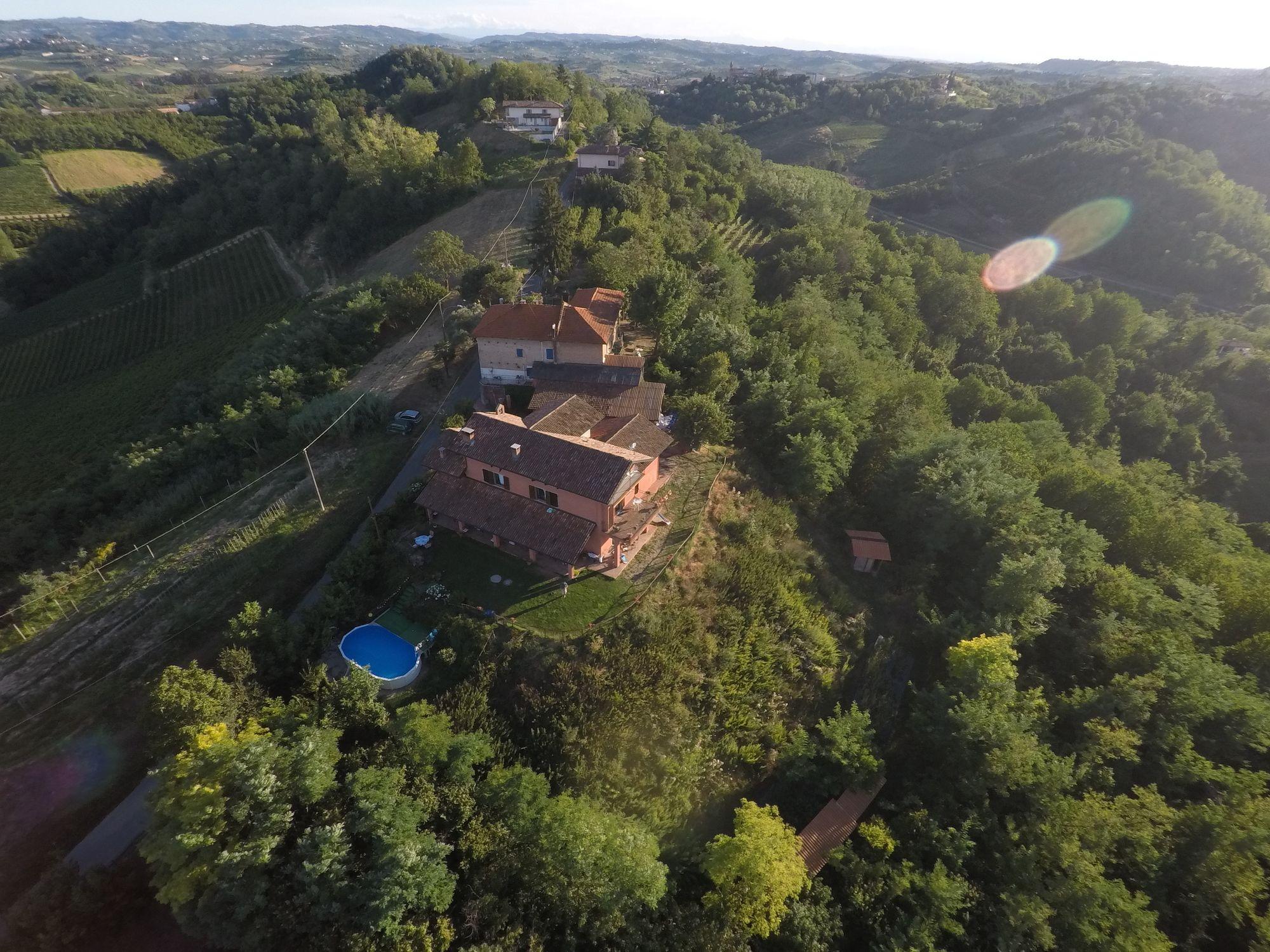 Vista Exterior Cascina il Quercin