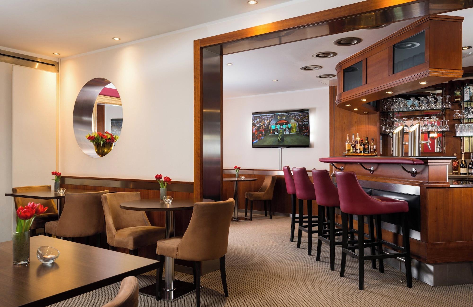 Bar/Salón Leonardo Hotel & Residenz München