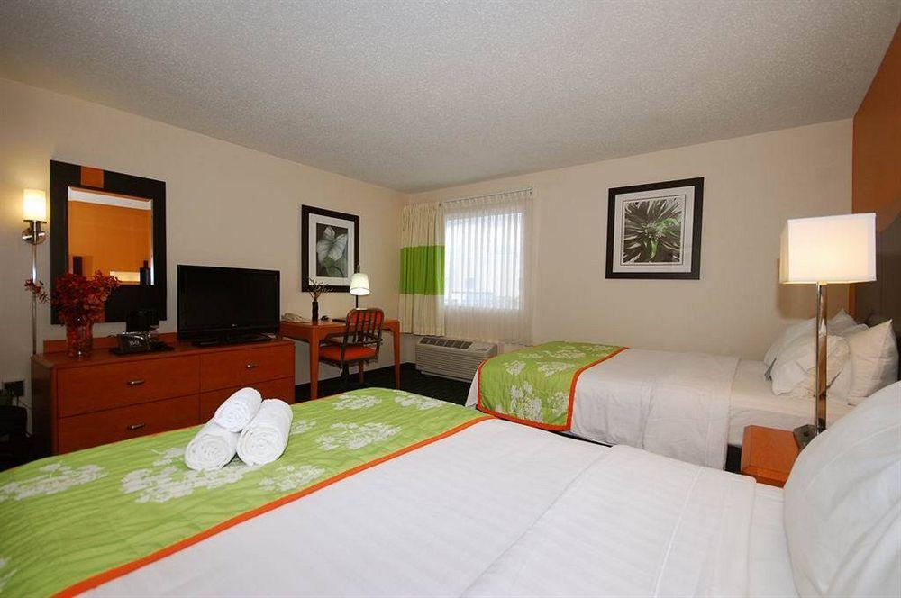 Habitación Fairfield Inn by Marriott Boston Dedham