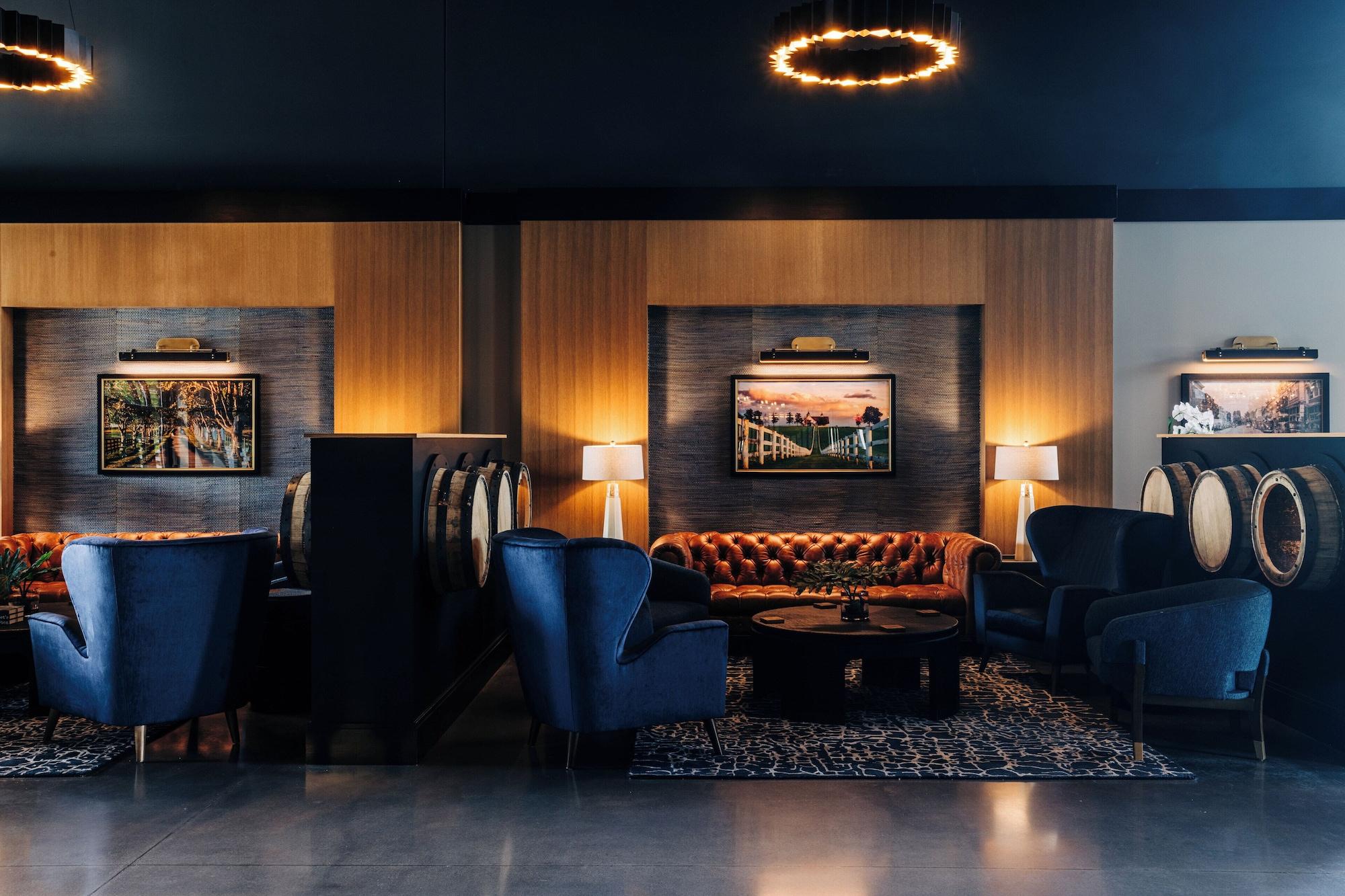 Vista Lobby The Trail Hotel