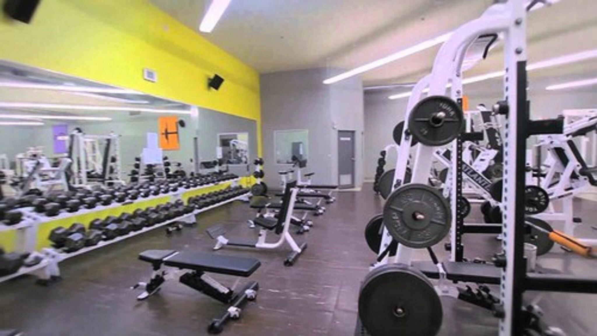 Gimnasio L'Escale Hôtel Suites