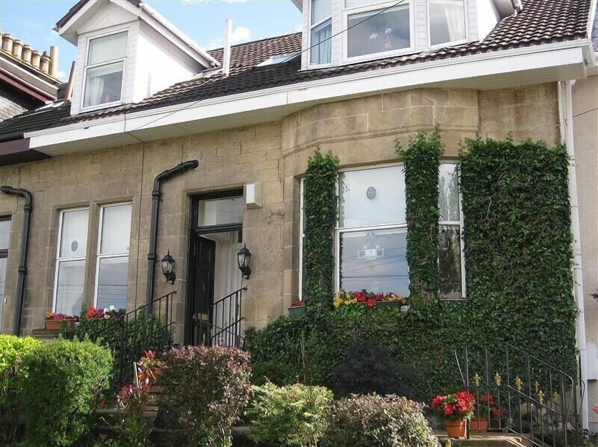 Vista Exterior Craig Park House