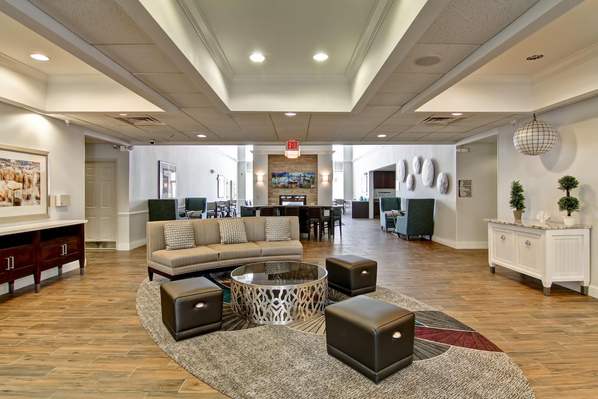 Vista Lobby Homewood Suites by Hilton Newark-Cranford