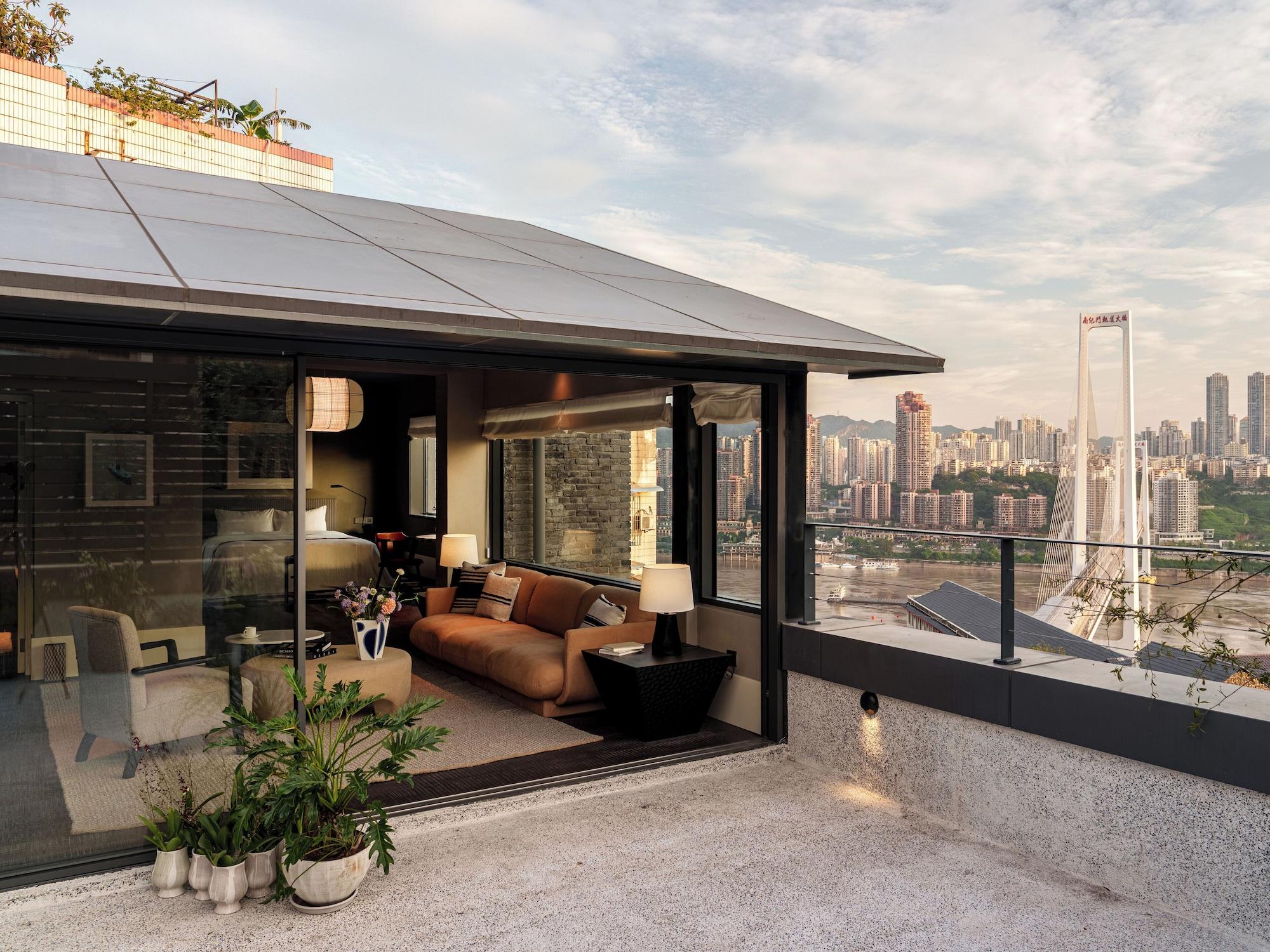 Varios Sunyata Mountain Alley Chongqing