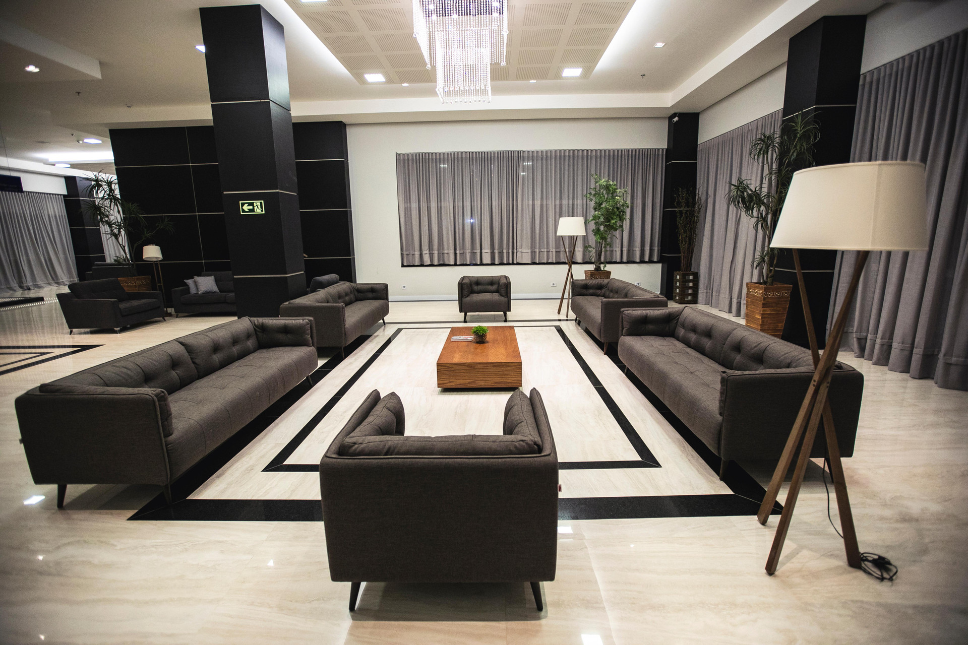 Vista Lobby Hotel Transamerica Executive Maringá