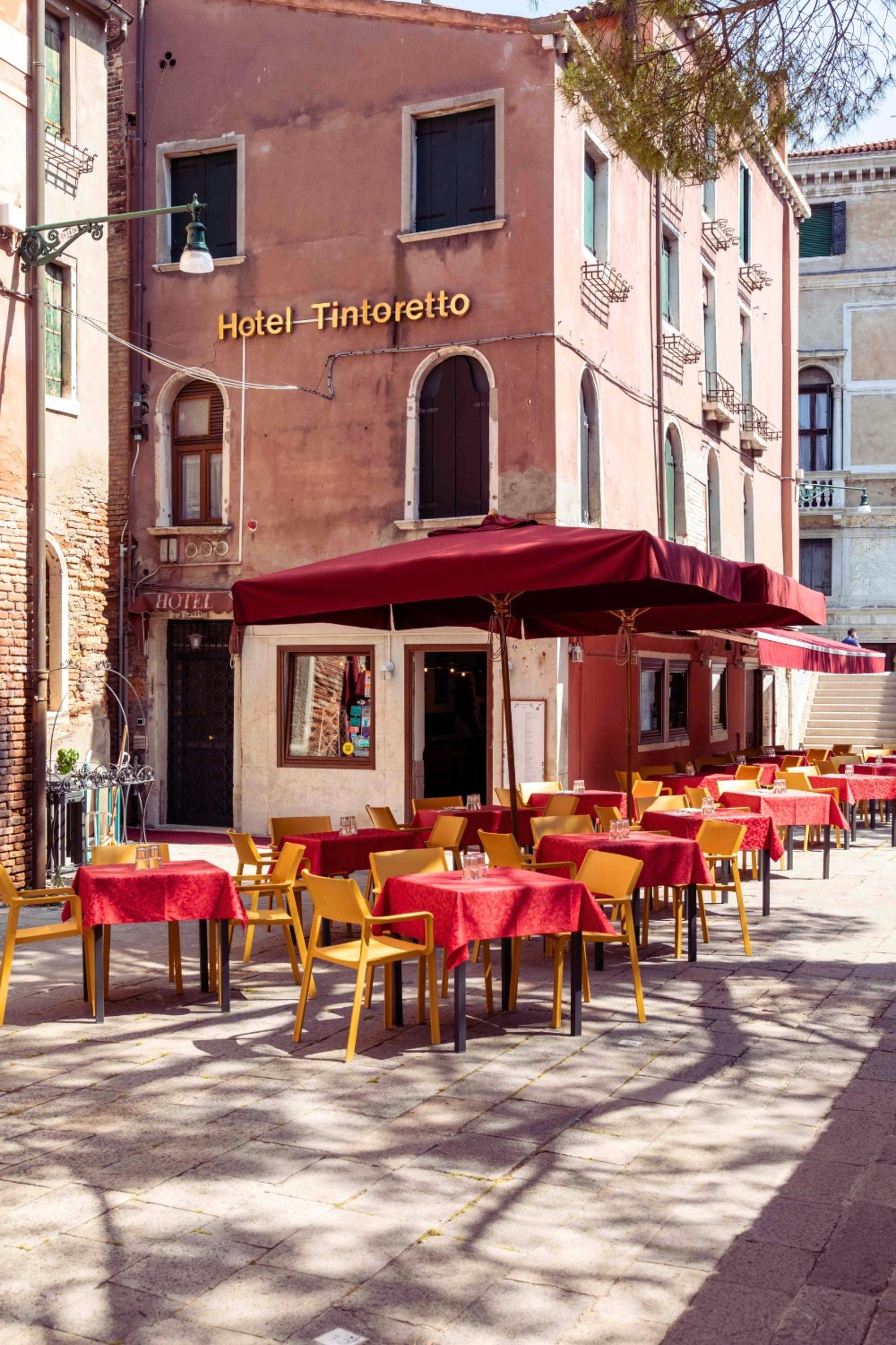 Bar/Salón Hotel Tintoretto