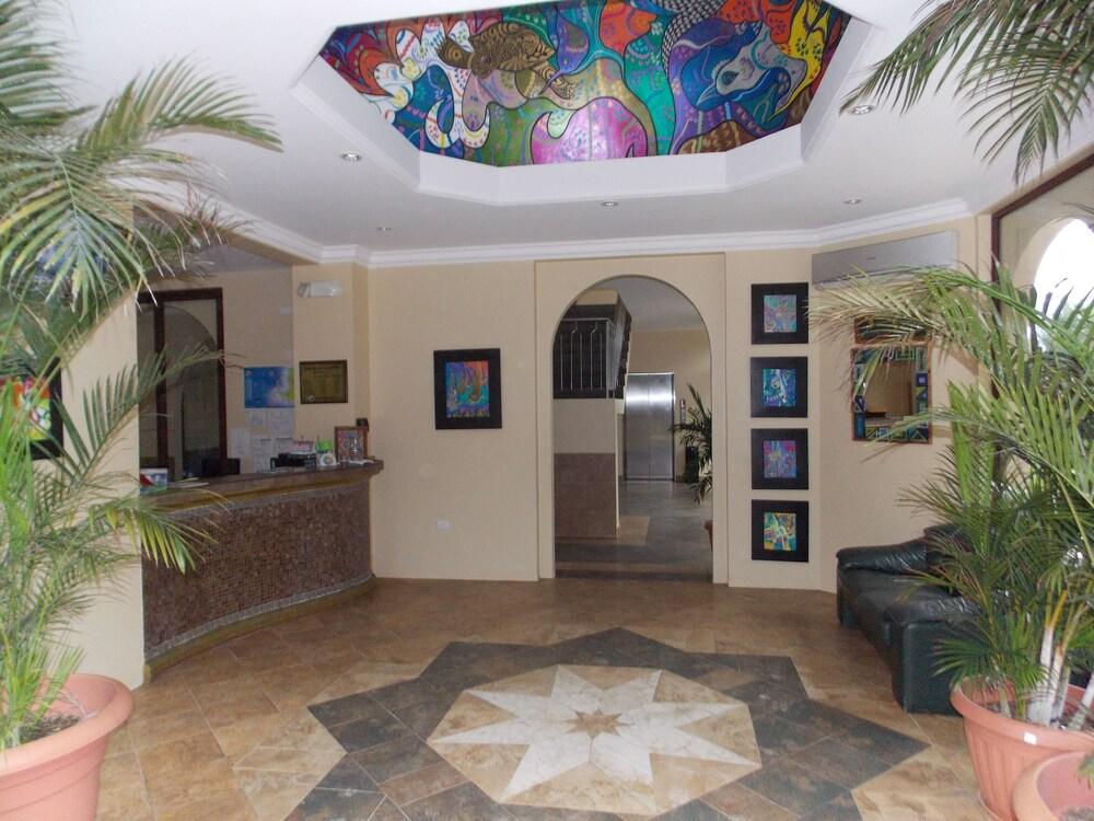 Vista Lobby Dharma Beach Hotel