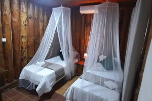 Alojamiento - Ezulwini Game Lodge