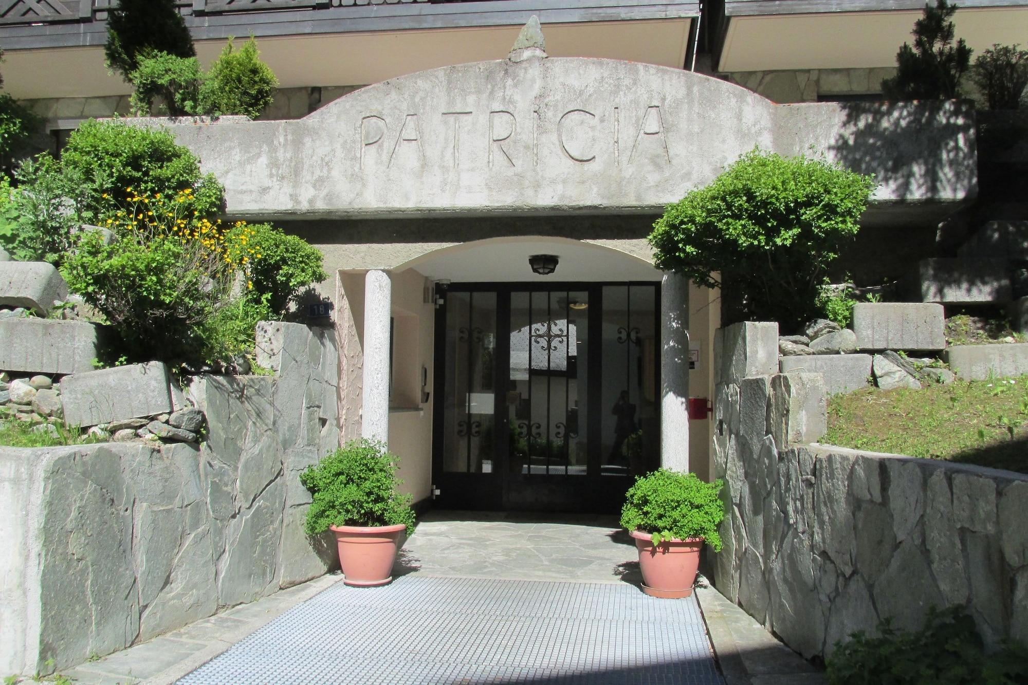 Vista Exterior Apartments Patricia