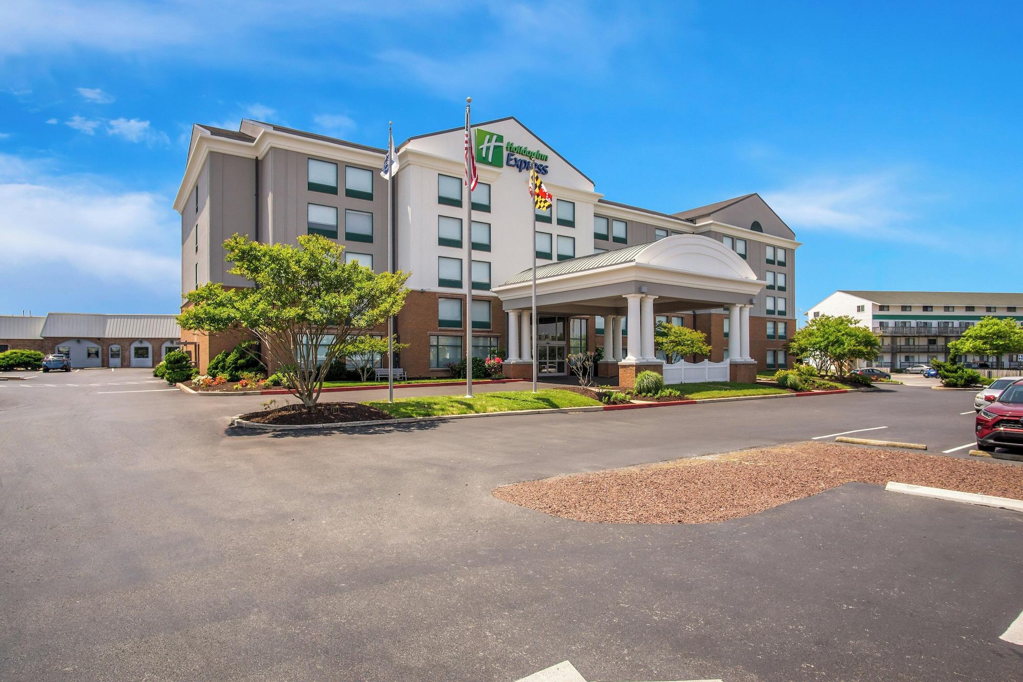 Varios Holiday Inn Express Hotel & Suites Ocean City by IHG