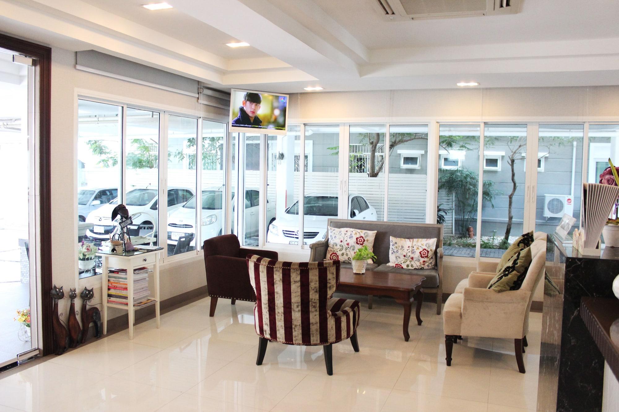 Vista Lobby At Residence Suvarnabhumi Hotel