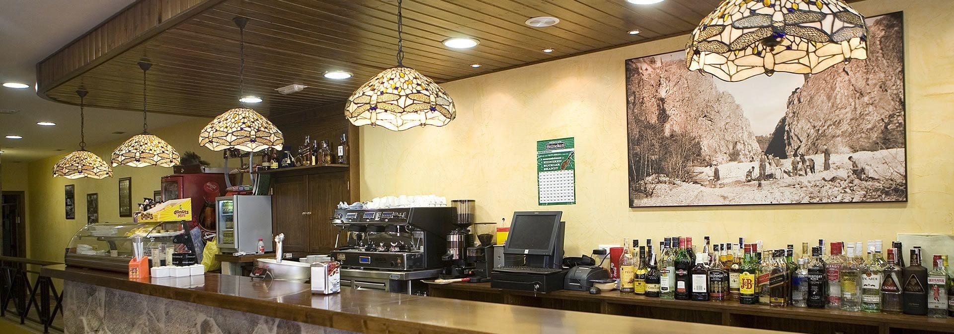 Bar/Salón Pensión O Cruceiro da Ulla