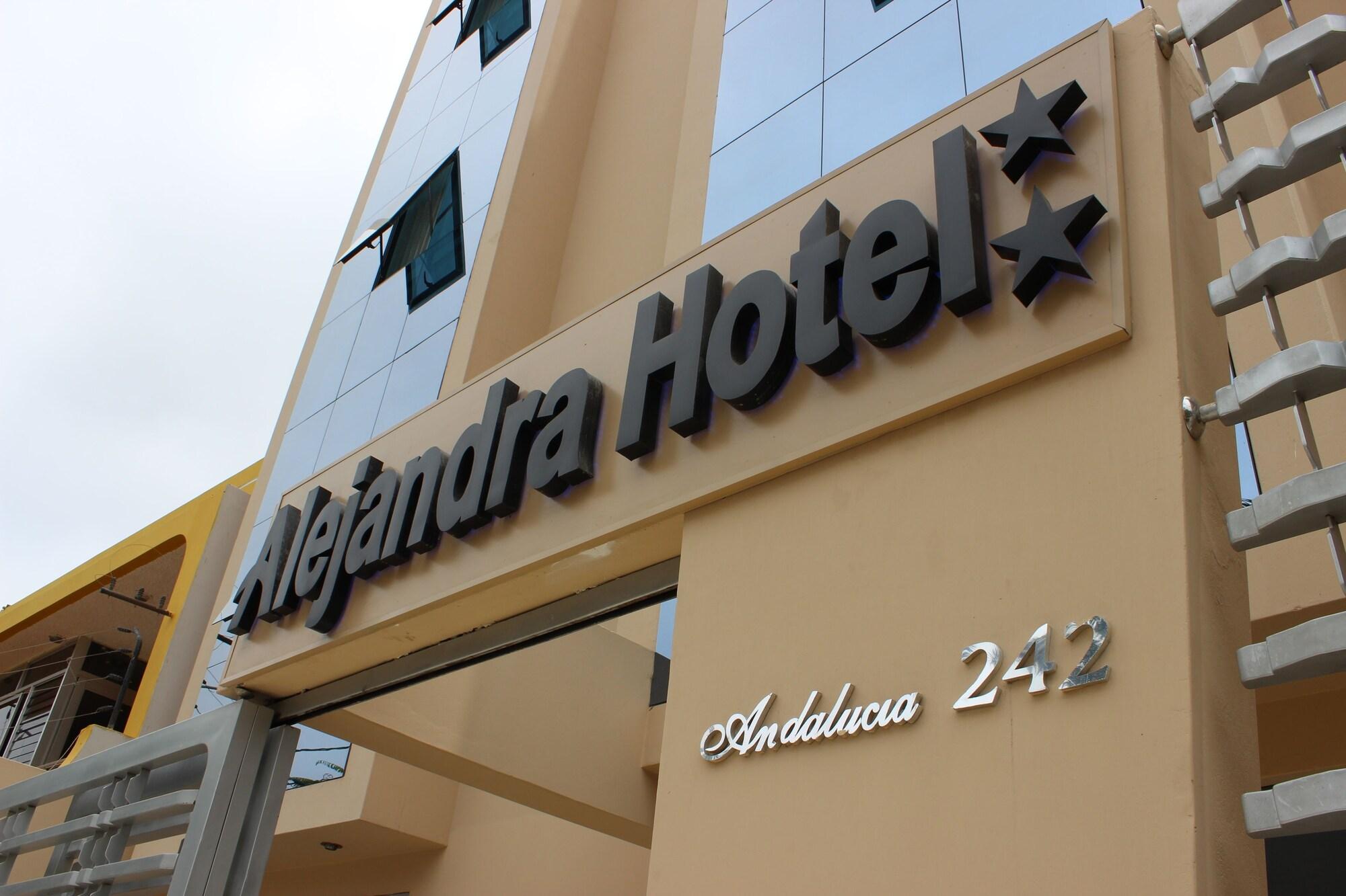 Varios Alejandra Hotel