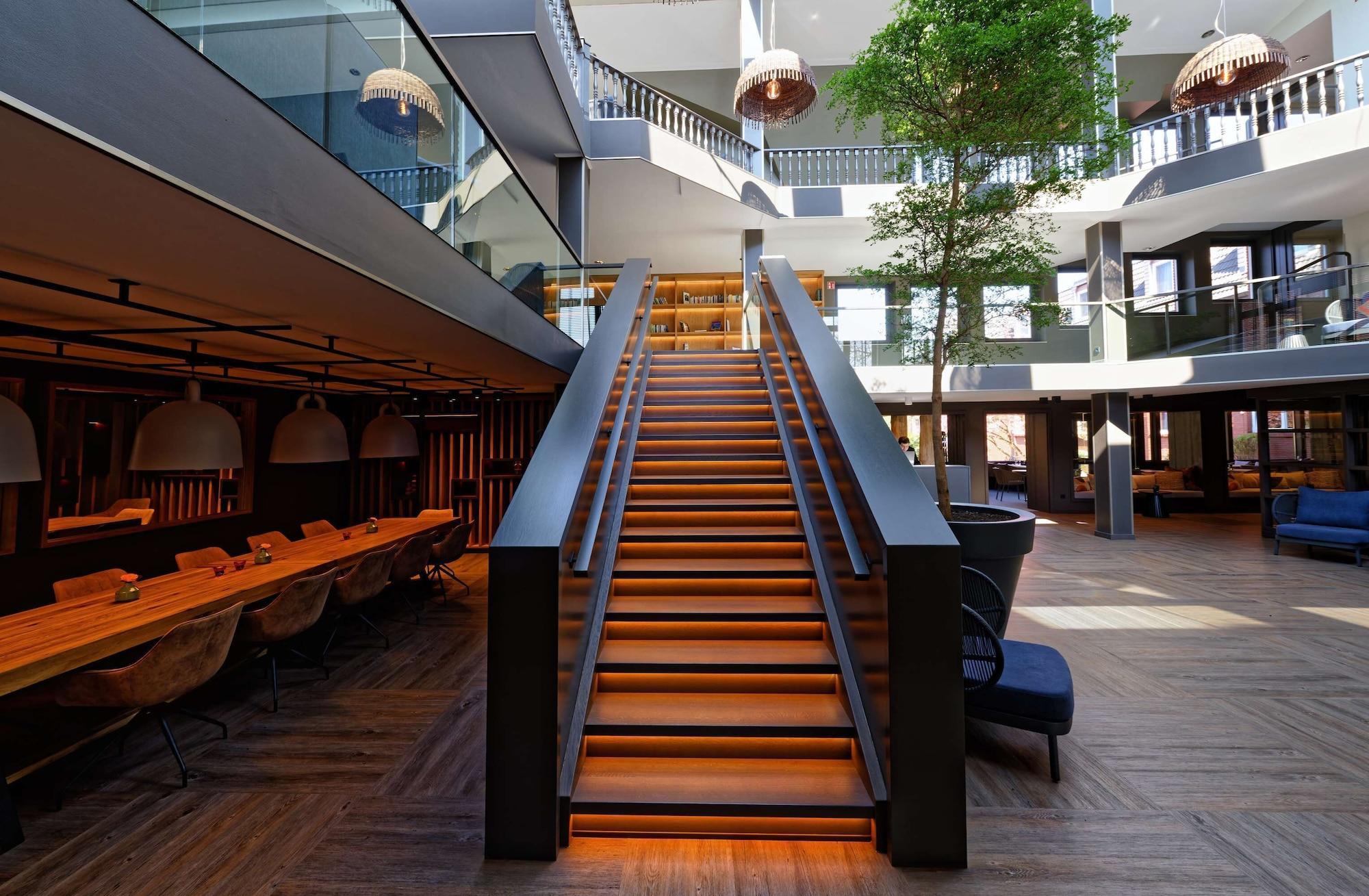 Vista Lobby ATLANTIC Hotel Landgut Horn