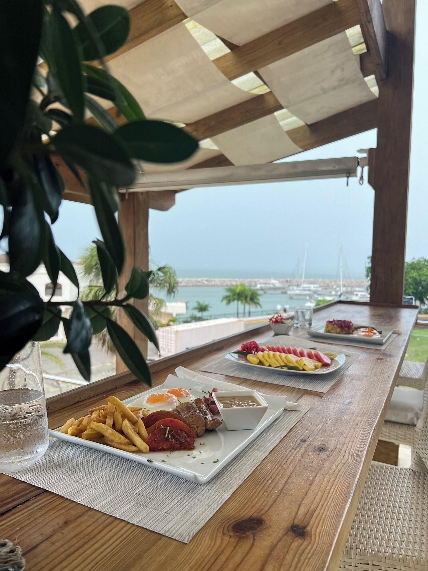 Restaurant Cofresi Hills Residence