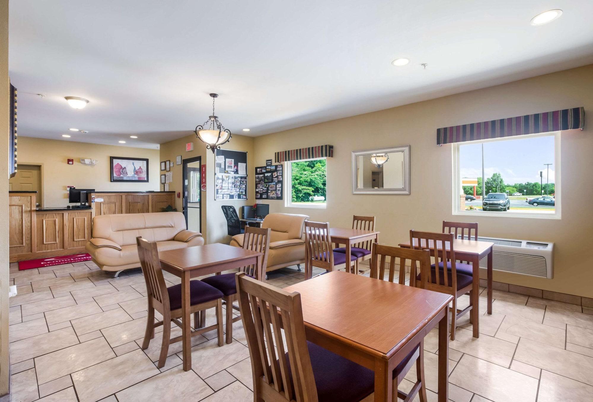Restaurant Econo Lodge Inn & Suites Rockmart