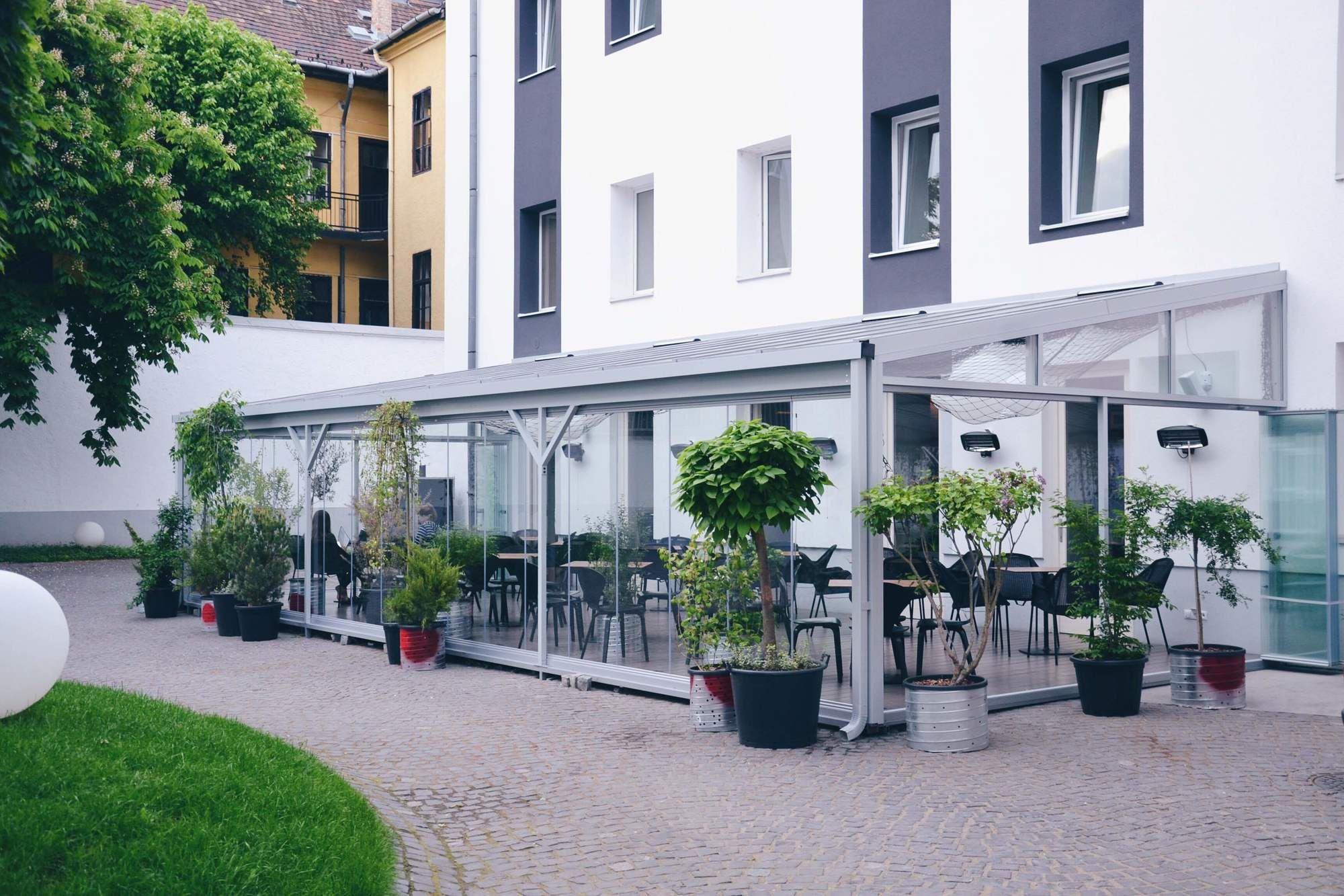 Restaurant Maverick Budapest Soho