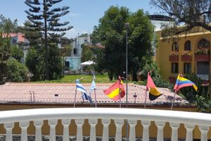Alojamiento - El Monarca Aqp