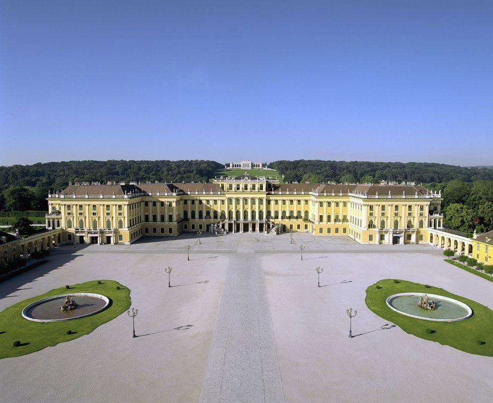 Vista da fachada Schloß Schönbrunn Grand Suite