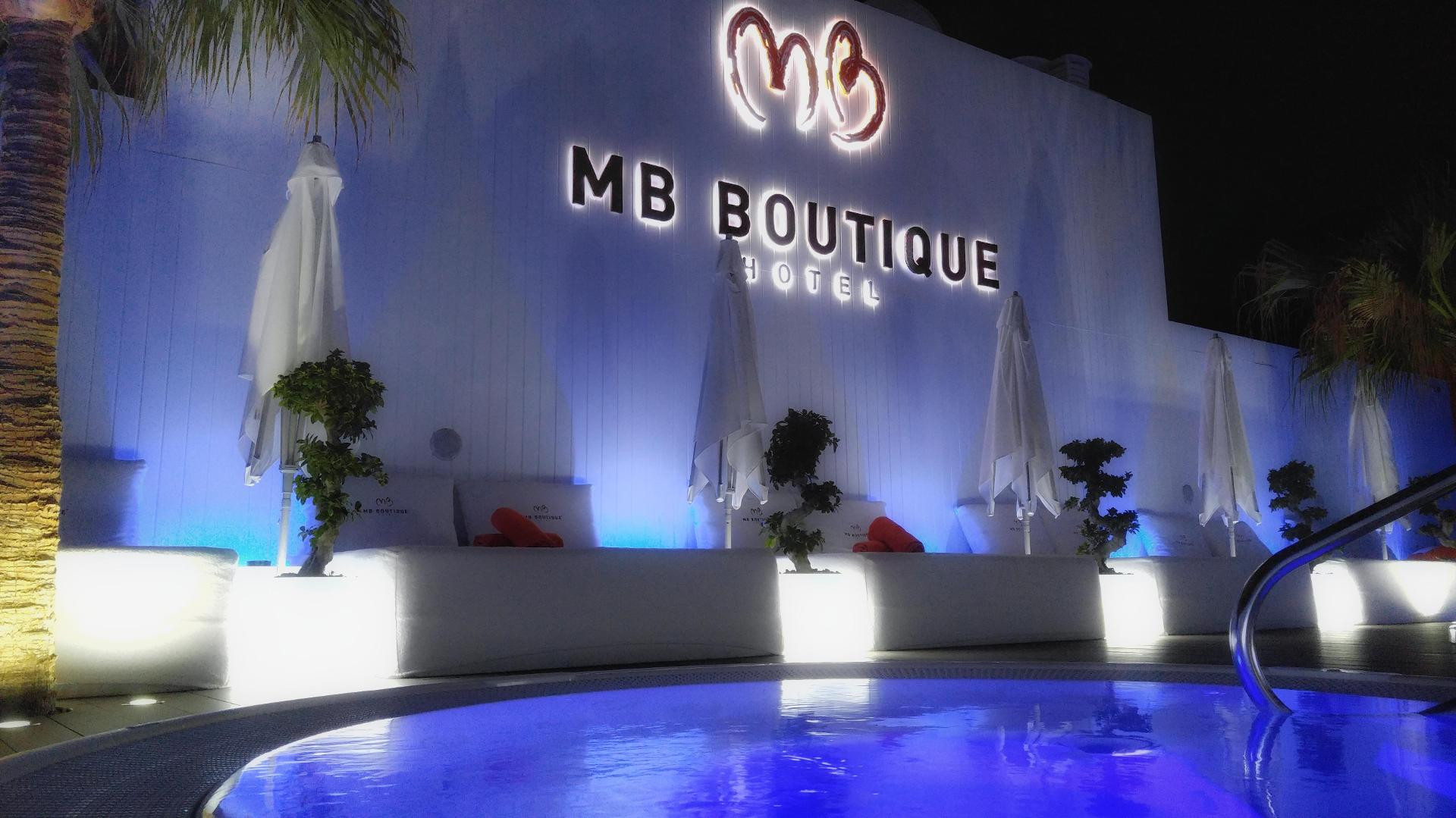 Vista Piscina MB Boutique Hotel - Adult Recommended -