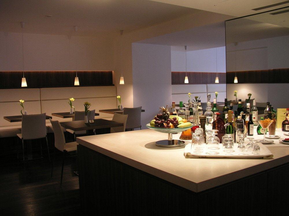 Bar/Salón Harry's Home Berlin Moabit