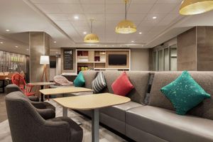 Alojamiento - Home2 Suites by Hilton Silver Spring
