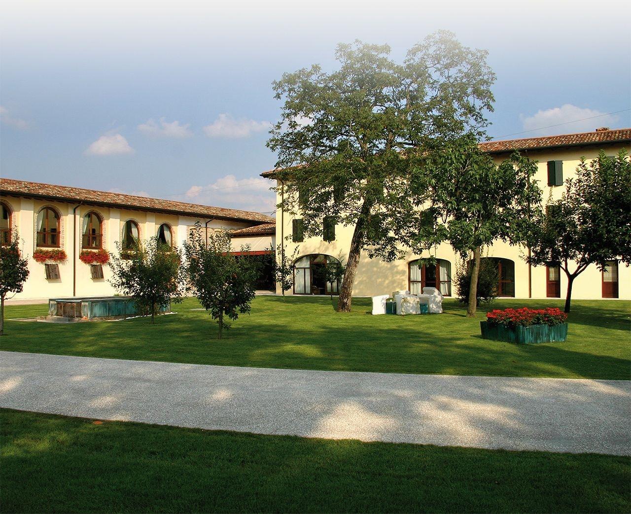 Vista Exterior Agriturismo Fossa Mala