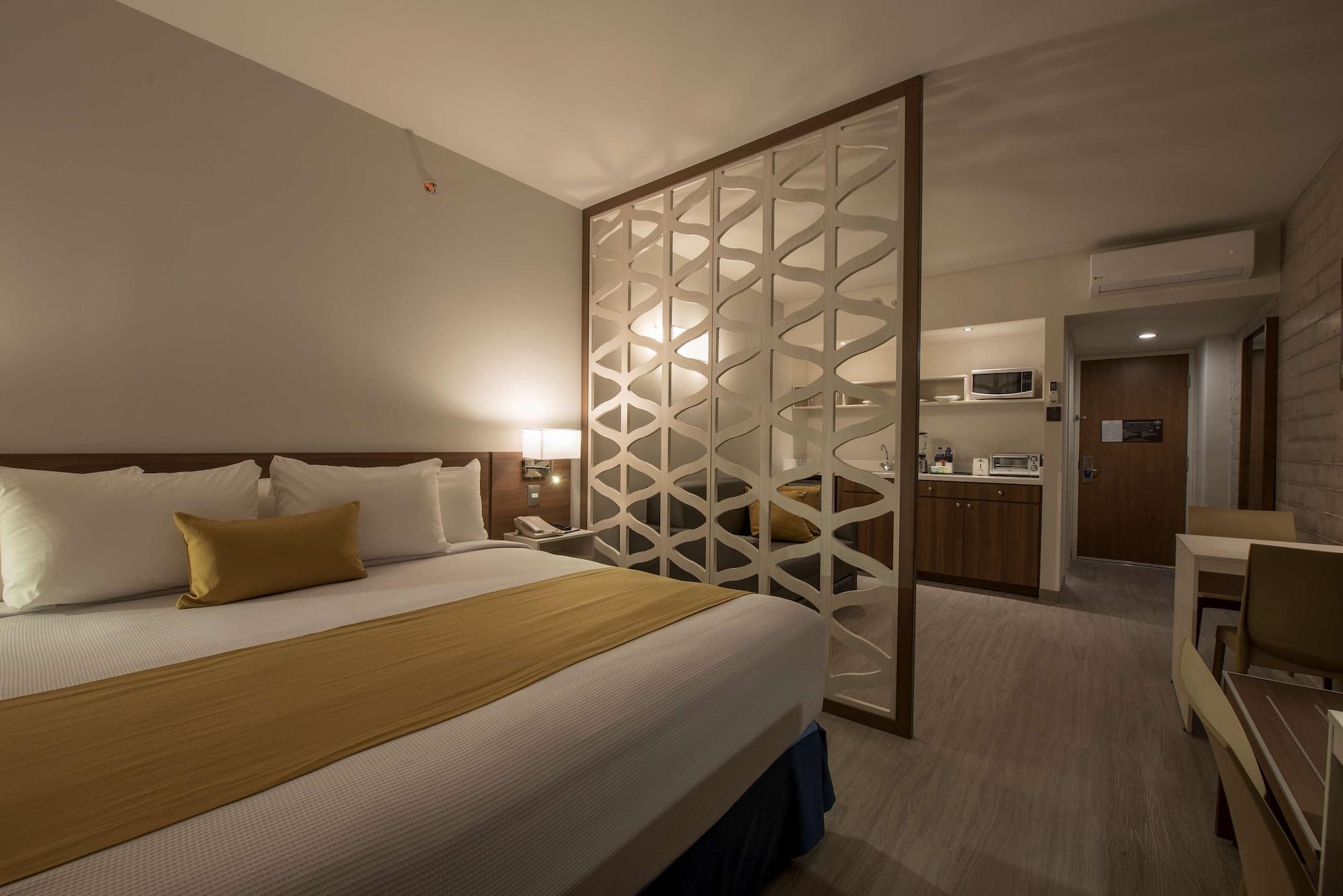 Habitación Microtel Inn & Suites by Wyndham San Luis Potosi