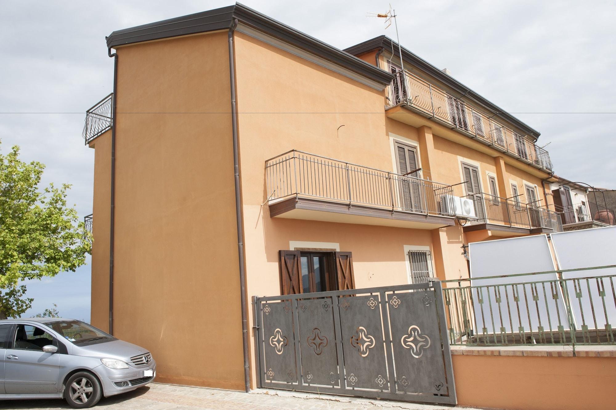 Vista Exterior Il Tempone