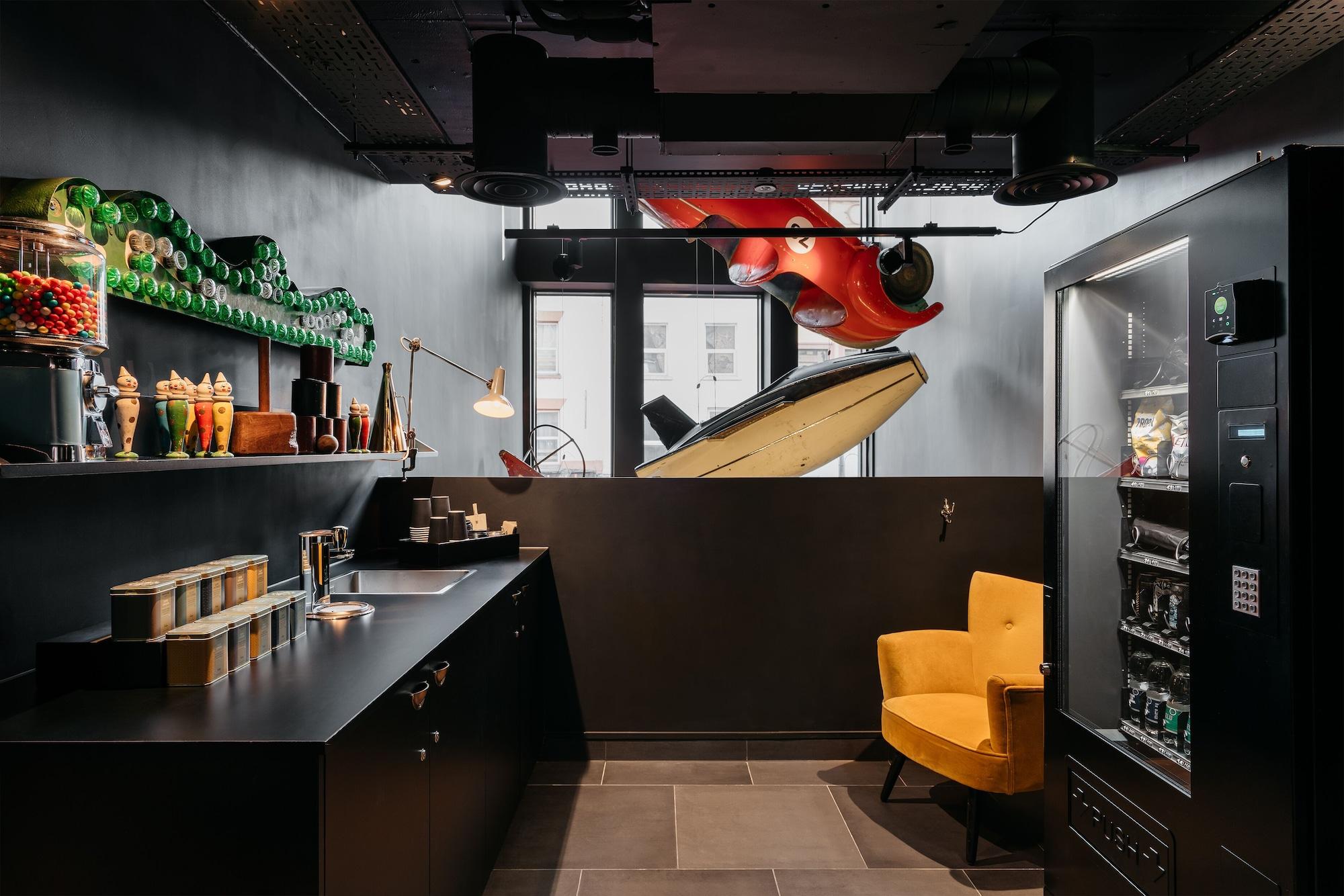 Bar/Salón Ruby Lucy Hotel London