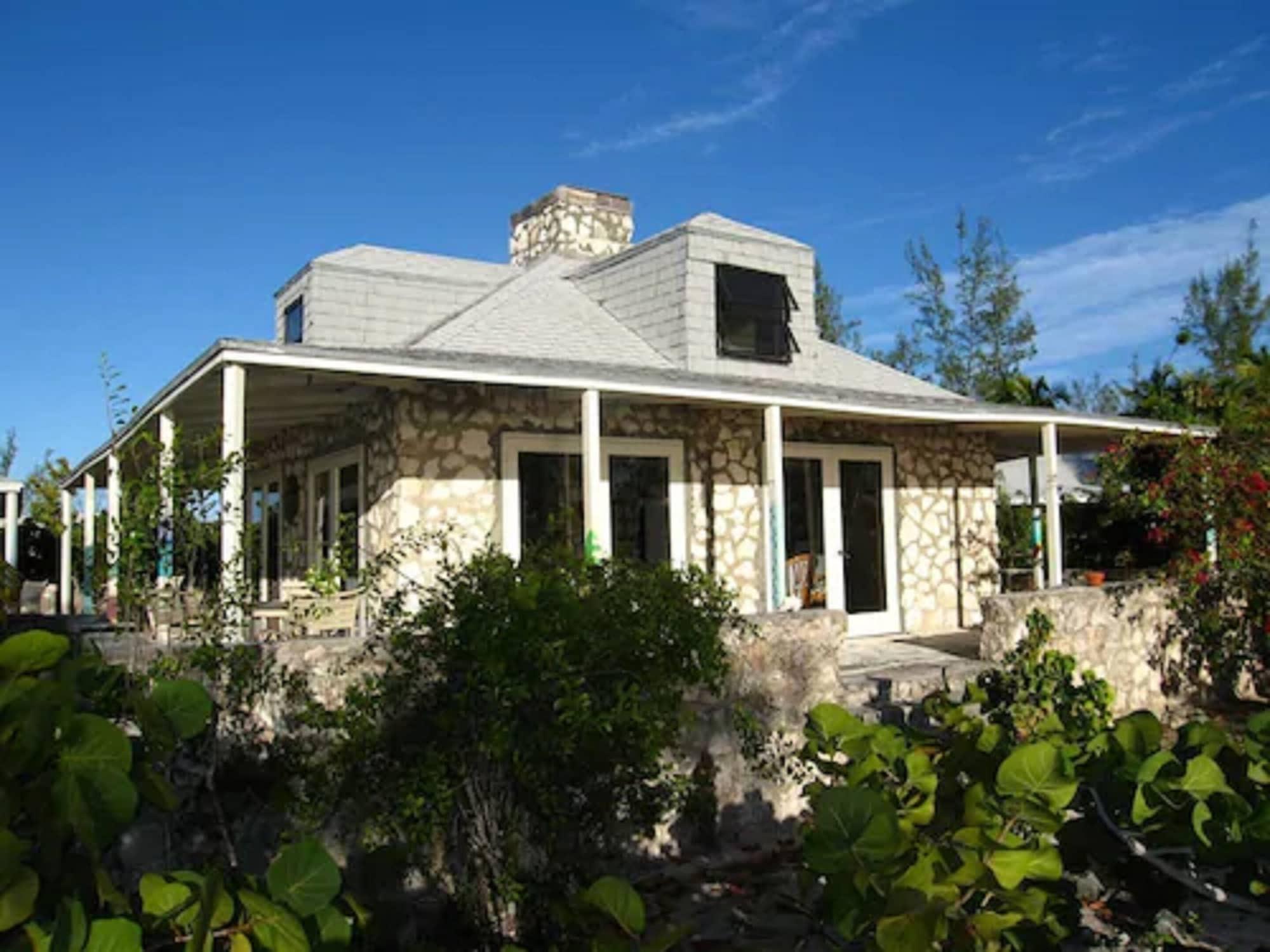 Vista Exterior Fernandez Bay Village