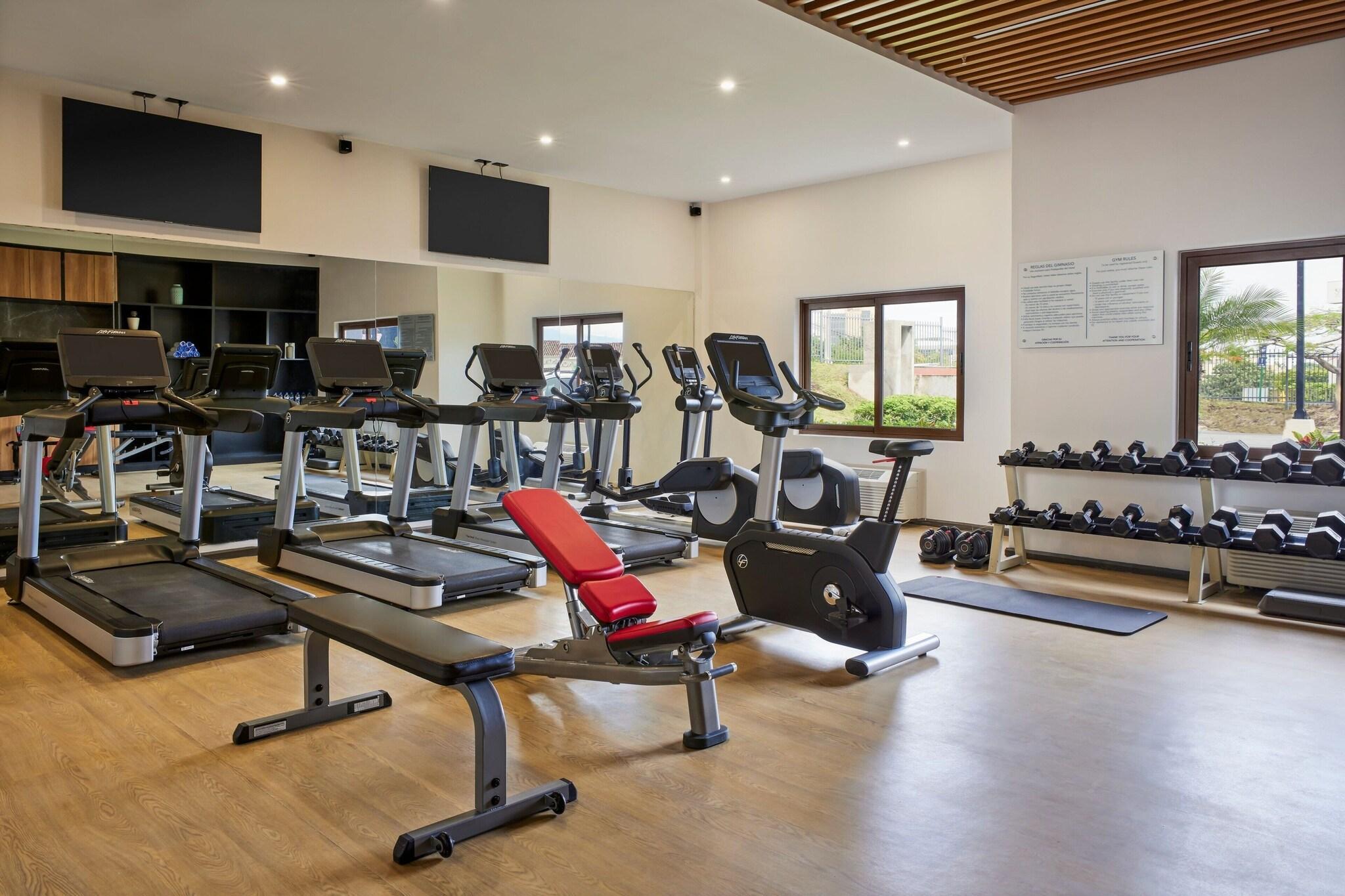 Gimnasio Courtyard by Marriott San Jose Escazu