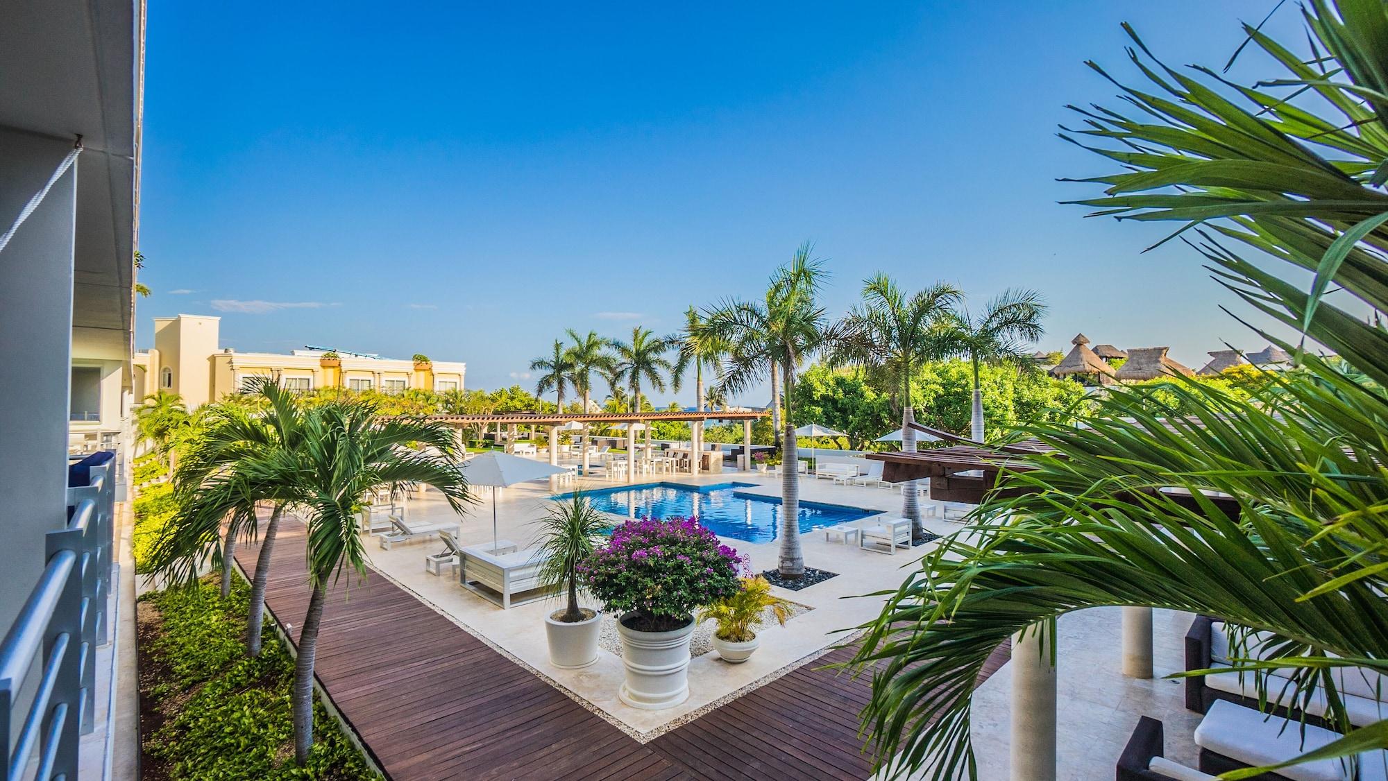 Habitación Luxury Condos at Magia