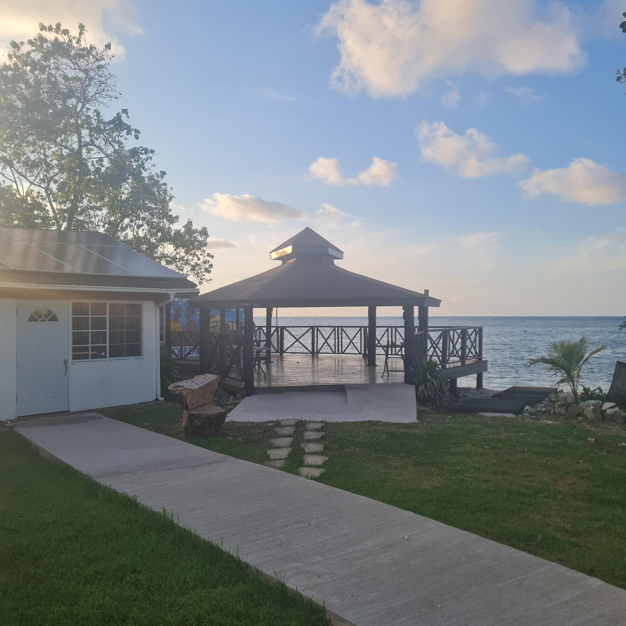 Vista Exterior Sky Beach Rooms