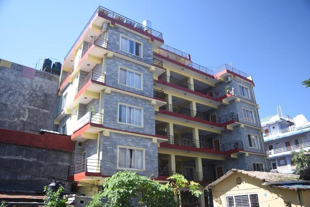Vista Exterior Hotel God Pigeon
