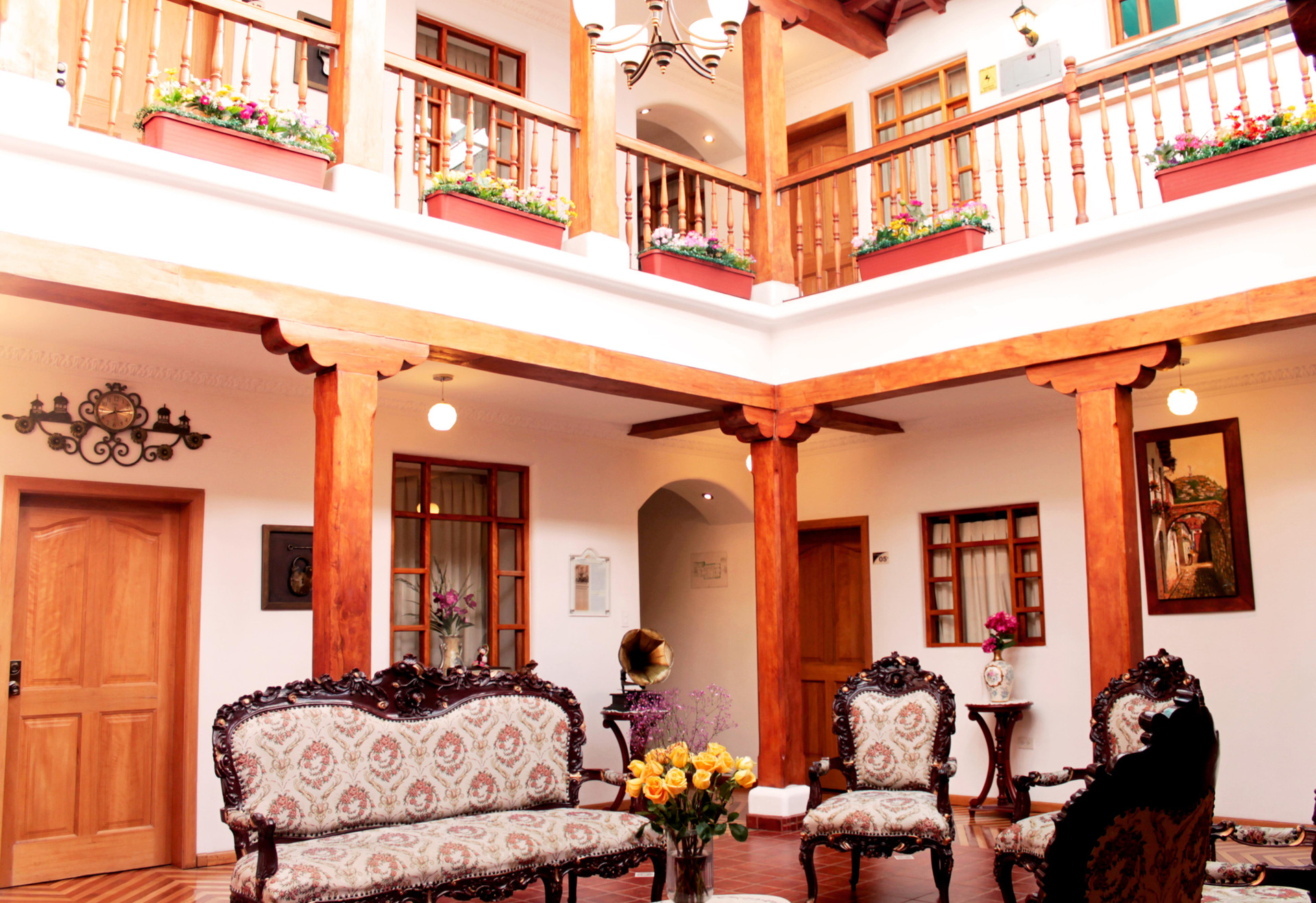 Vista Lobby Casa Hotel Las Plazas