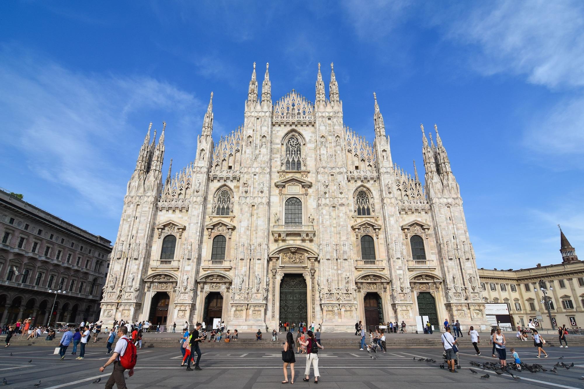 Vista Exterior Luxury Suite Milano Duomo
