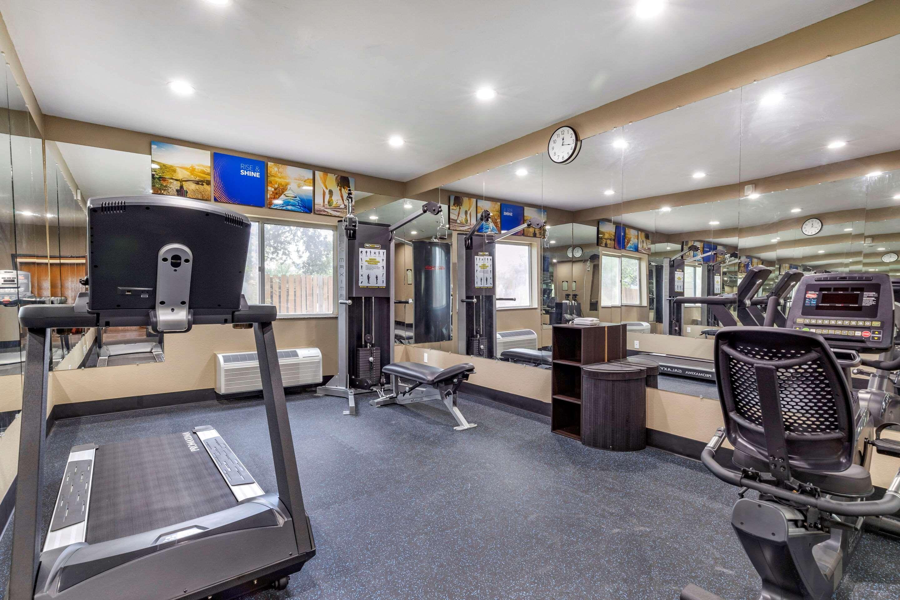 Instalaciones Recreativas Comfort Inn Austin