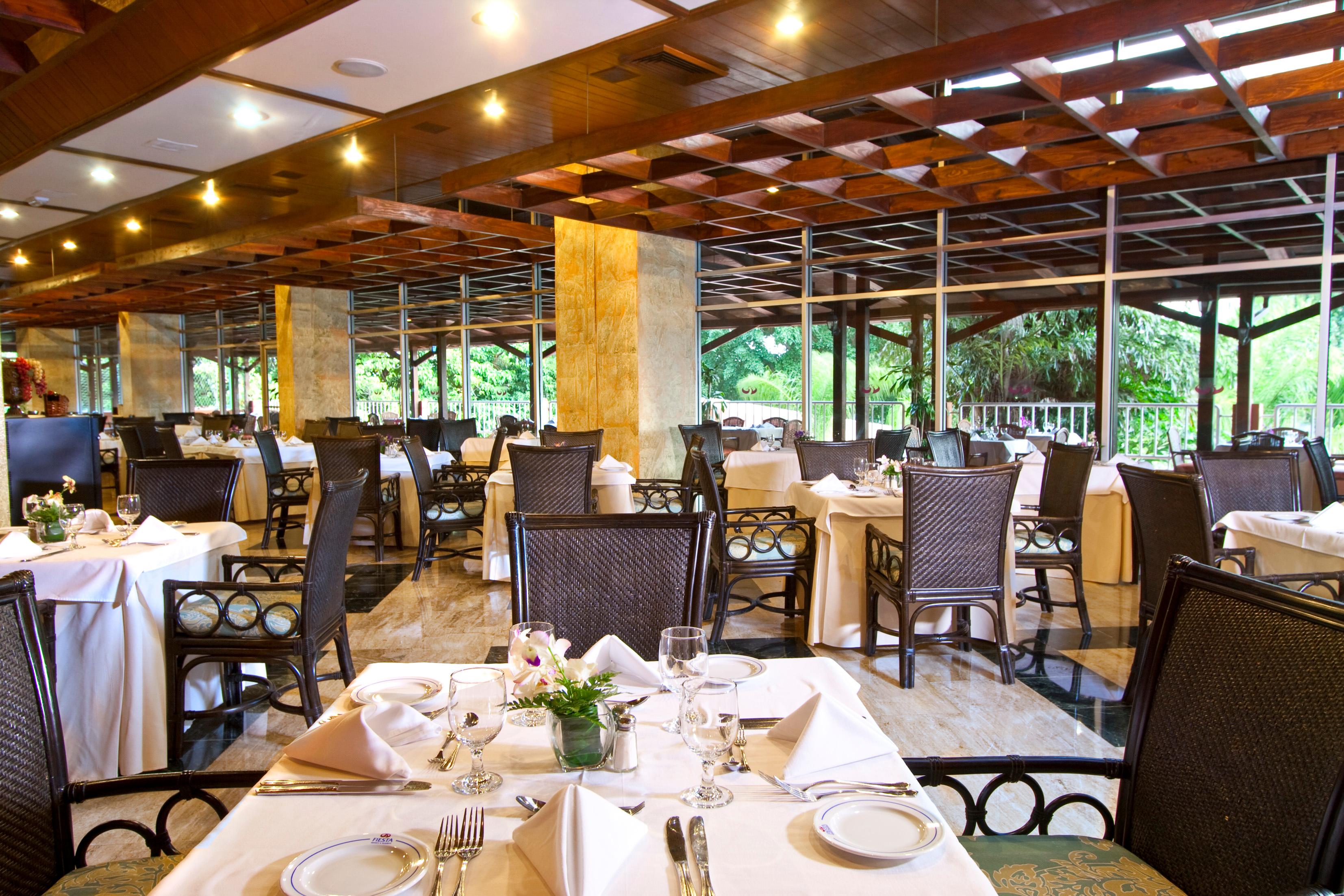 Restaurant Dominican Fiesta Hotel