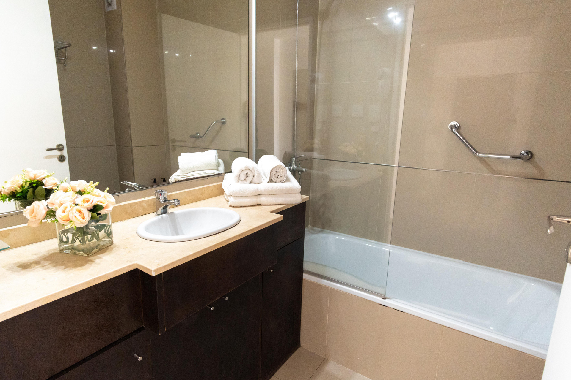 Bathroom ISI BAIRES Apart & Suites