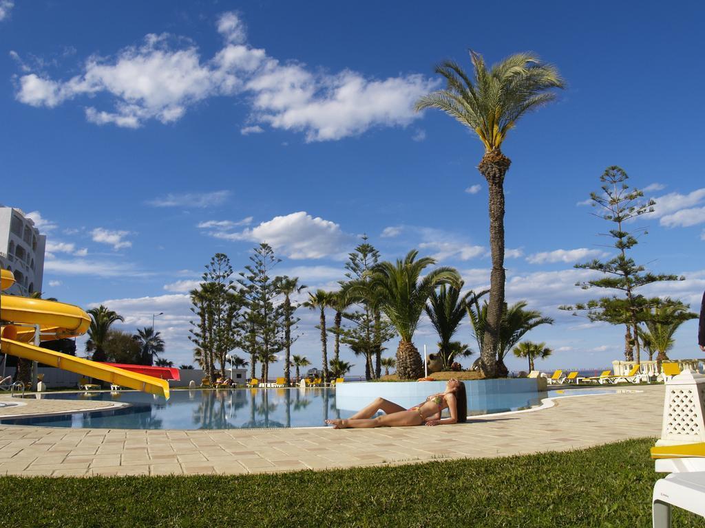 Vista Exterior Delphin Ribat