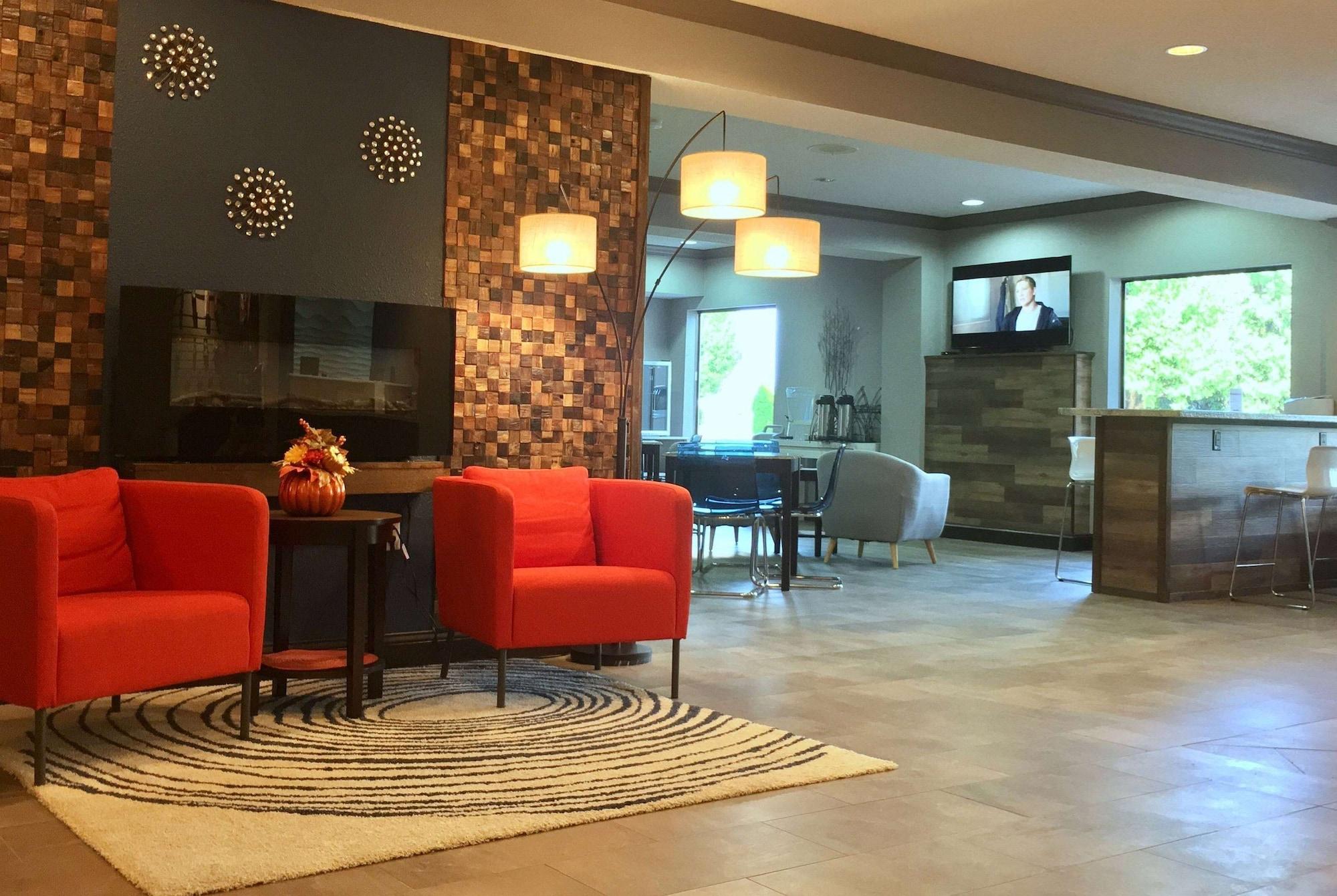 Vista Lobby Baymont by Wyndham O'Fallon St. Louis Area