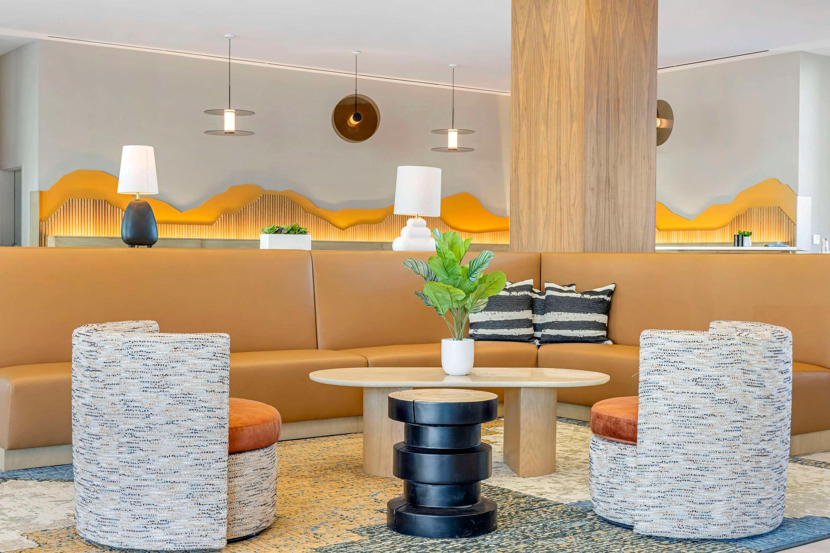 Vista Lobby Cambria Hotel Burbank Airport