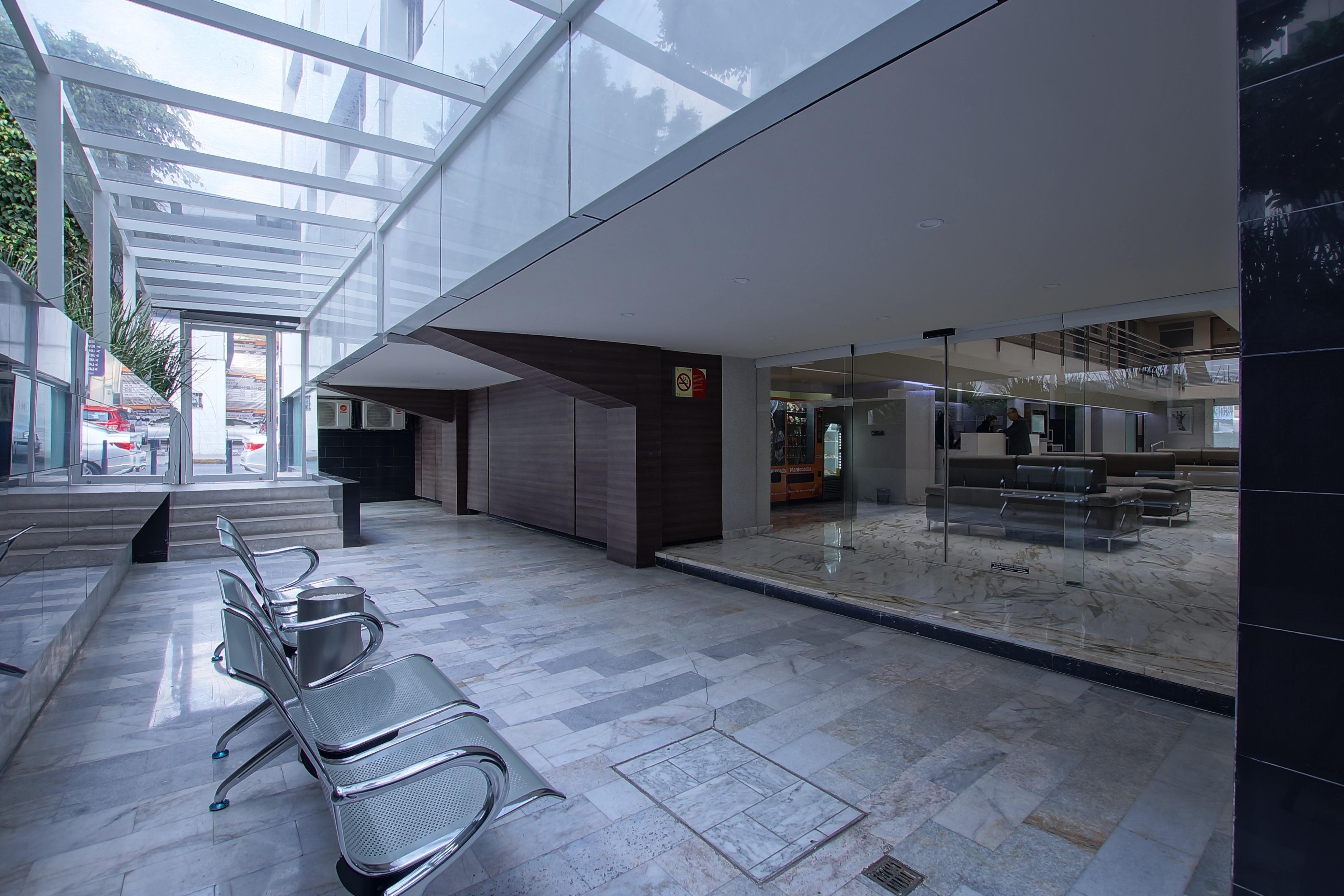 Varios Econo Express Hotel