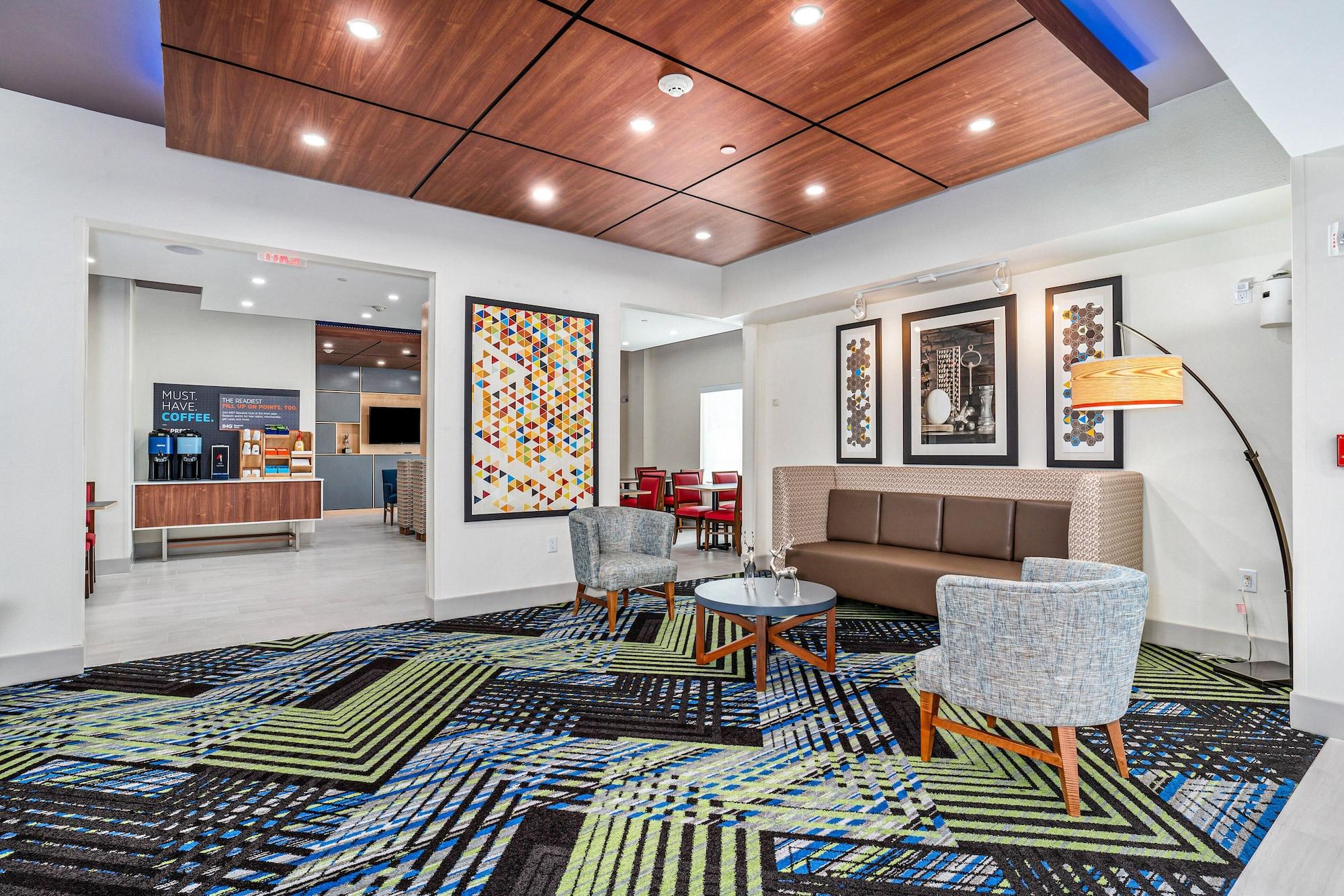 Vista Exterior Holiday Inn Express Suites Van Buren-Ft Smith Area by IHG