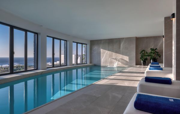 Sandblu Santorini, LXR Hotels & Resorts