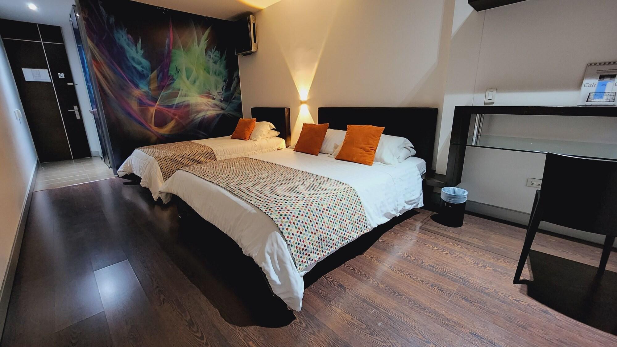 Varios Hotel Austral Suites